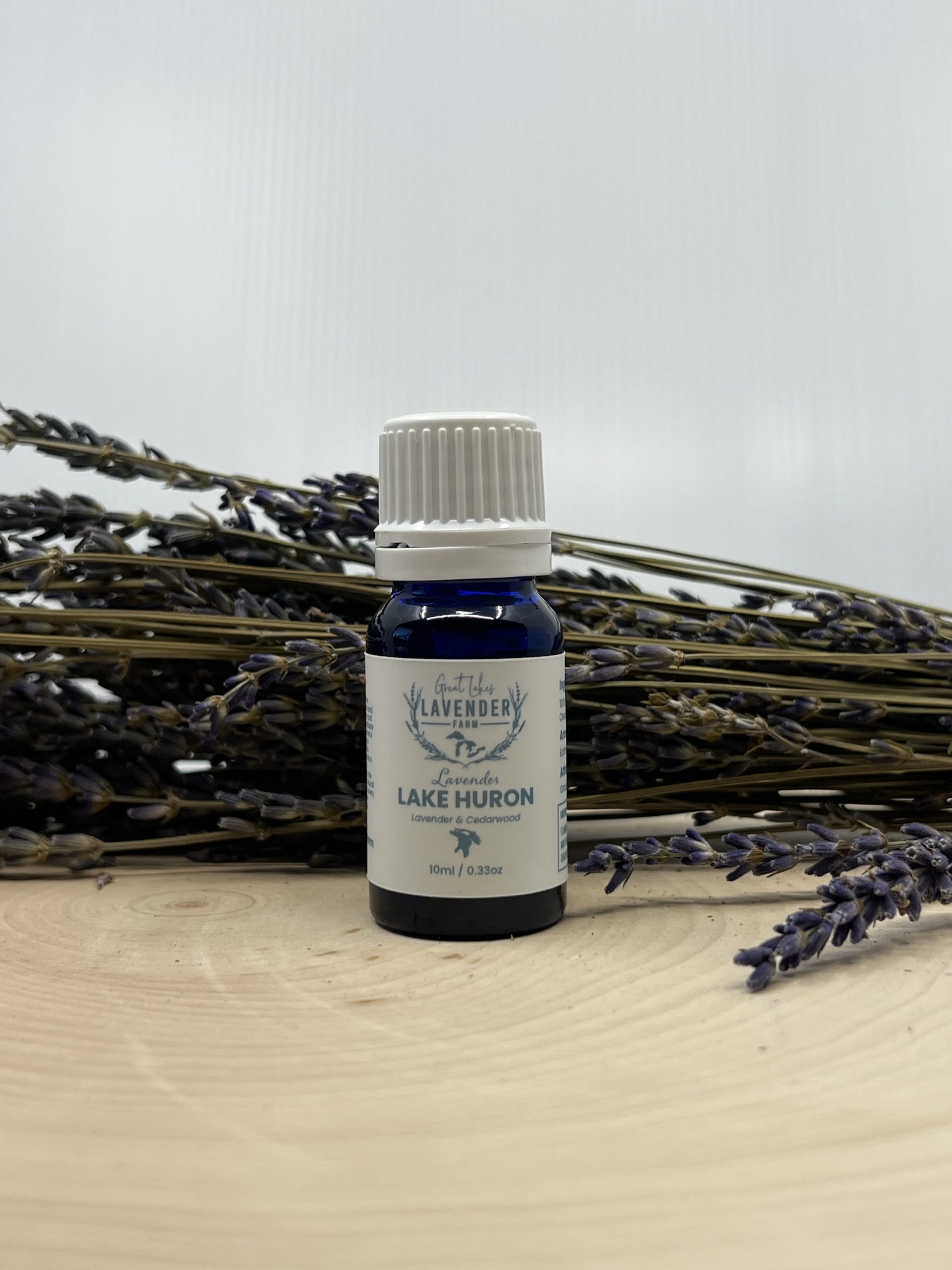 Lavender Lake Huron Essential Oil - Lavender & Cedarwood - 10ml - Great Lakes Lavender Farm