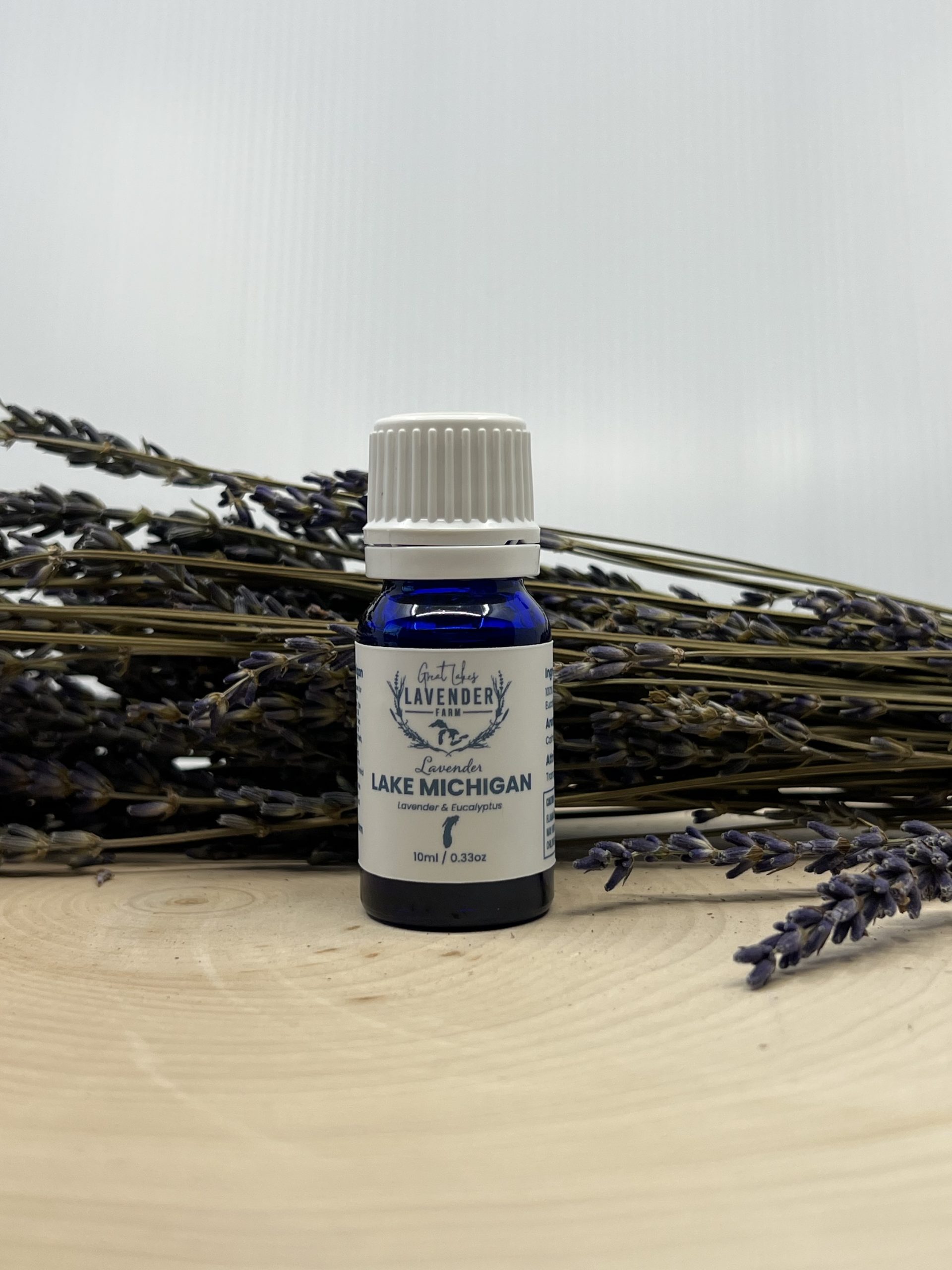 Lavender Lake Michigan Essential Oil - Lavender & Eucalyptus - 10ml - Great Lakes Lavender Farm
