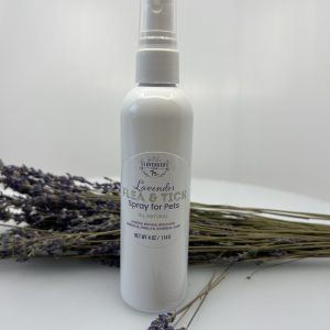 Lavender Flea and Tick Spray for Pets – 4 oz